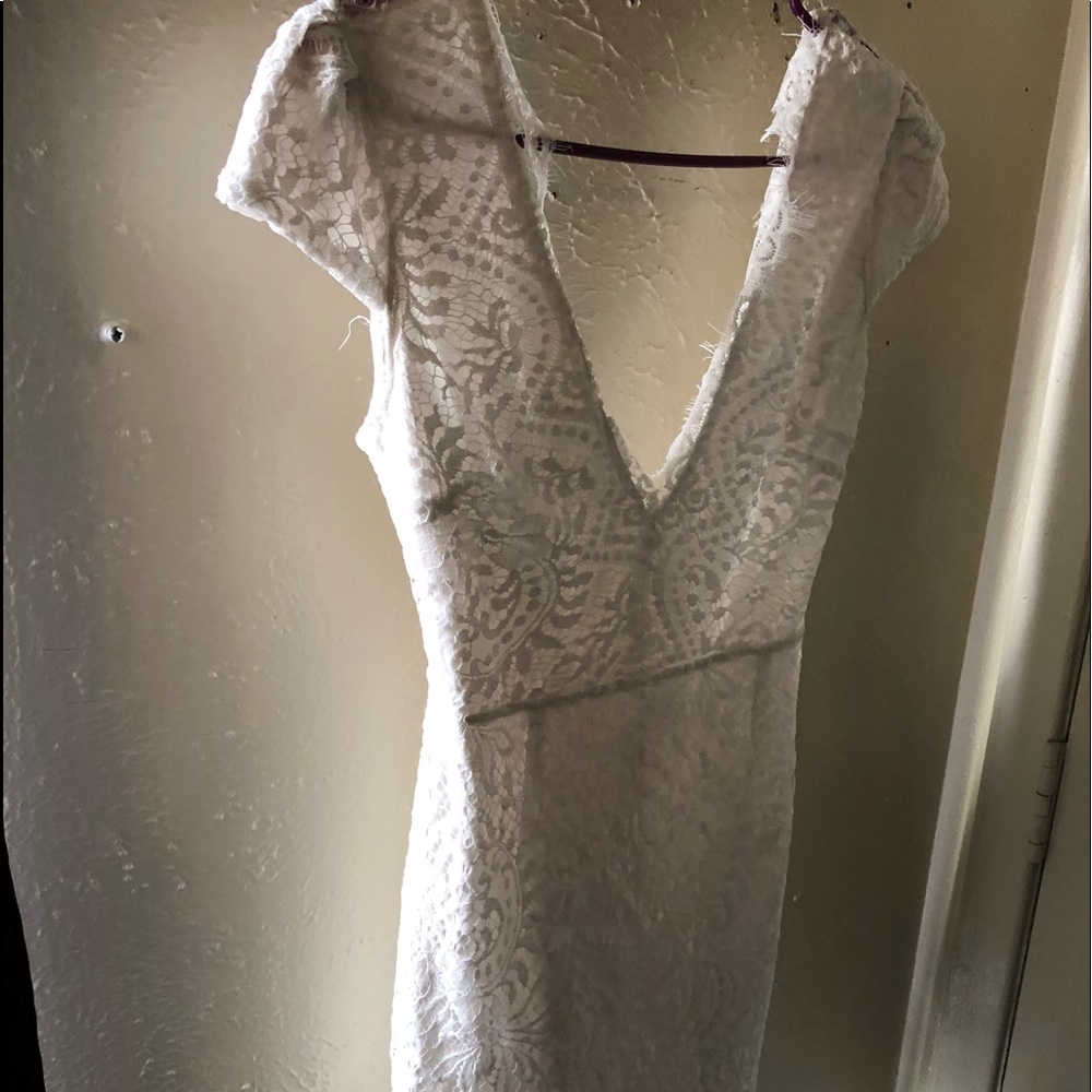 Dress - Picture 3 of 7